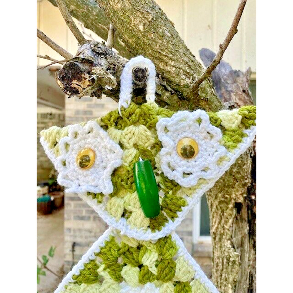 Vintage Owl Crochet Yarn Wall Hanging 18" Retro Decor - Picture 2 of 5